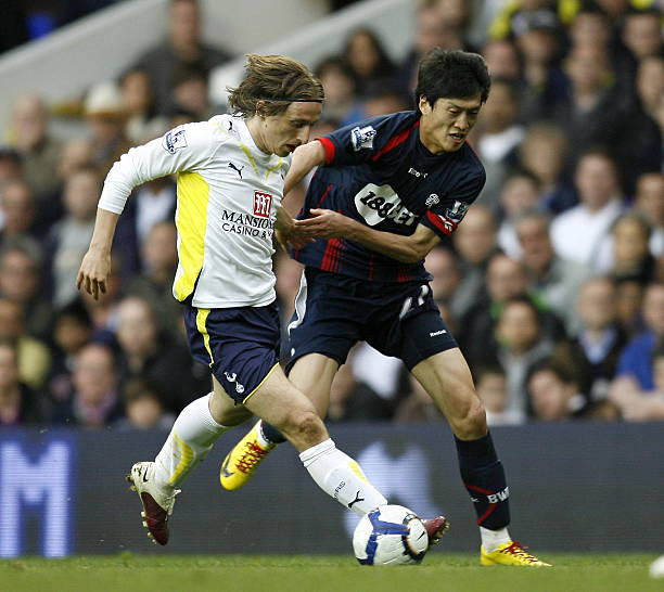 双方之间的 双方之间的